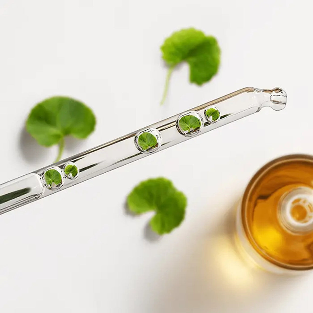 Ampolla con Centella Asiatica Madagascar Centella Ampoule (55ml)